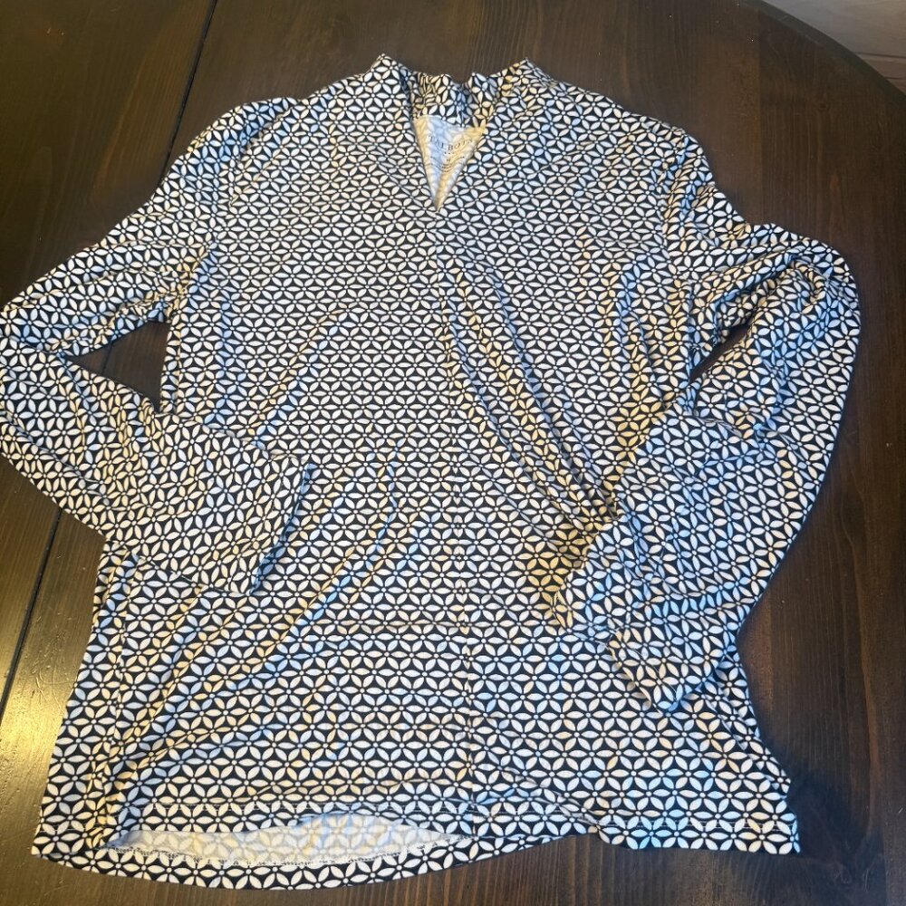 Talbots Black White Floral Print Long Sleeve V Neck Blouse Size M